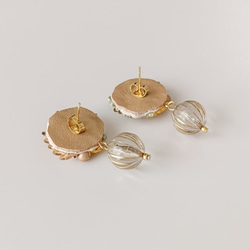 【木漏れ日】 刺繍耳飾り　秋に着けたいピアス・イヤリング 8枚目の画像