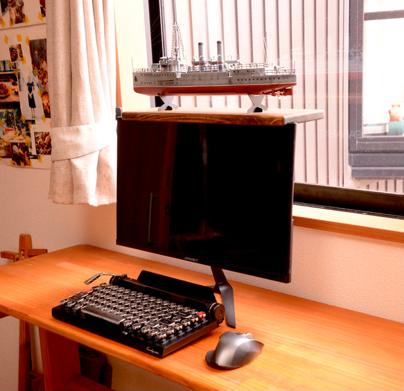 【モニターの上の台】エボニー　モニターやテレビの上をちょっとしたギャラリーに！ 1枚目の画像