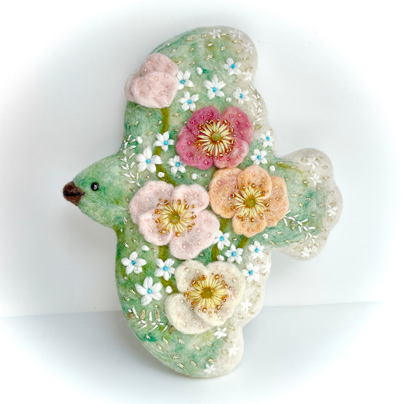 ポピー畑を纏う鳥の壁飾り 羊毛フェルト ウォールステッカー・ウォール