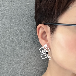 クアドラ　ピアス・イヤリング　白 8枚目の画像