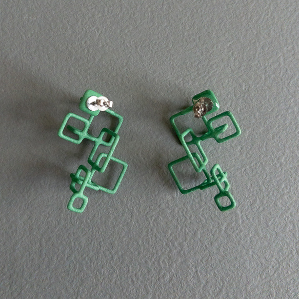 クアドラ　ピアス・イヤリング　緑 3枚目の画像