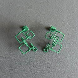 クアドラ　ピアス・イヤリング　緑 1枚目の画像