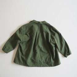 【サイズ100】深緑のシャツ 3枚目の画像
