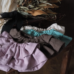 ダブルガーゼのフリルスタイ 1枚目の画像