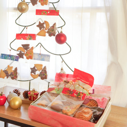 飾って食べれるオーナメントクッキー入り『お菓子ギフト缶』クリスマスラッピング♪ 4枚目の画像