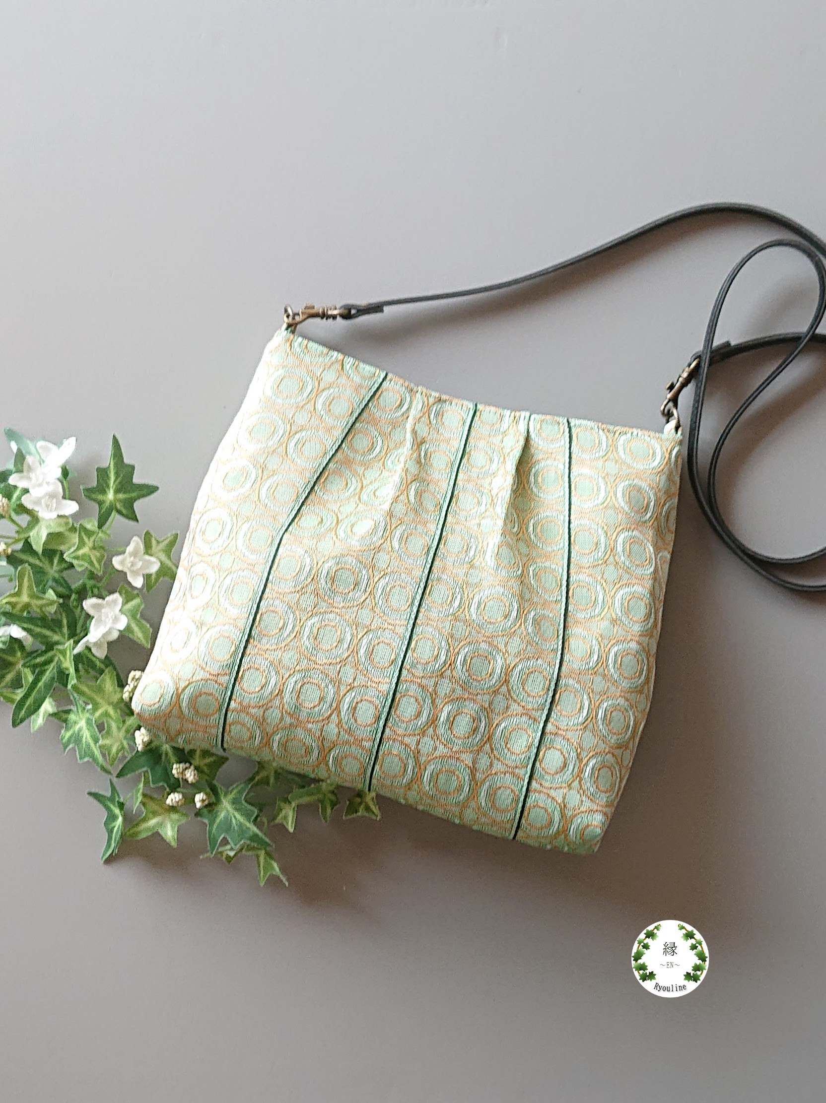 【限定色使用】畳縁・スマホポシェット・リング柄（ミントグリーン）