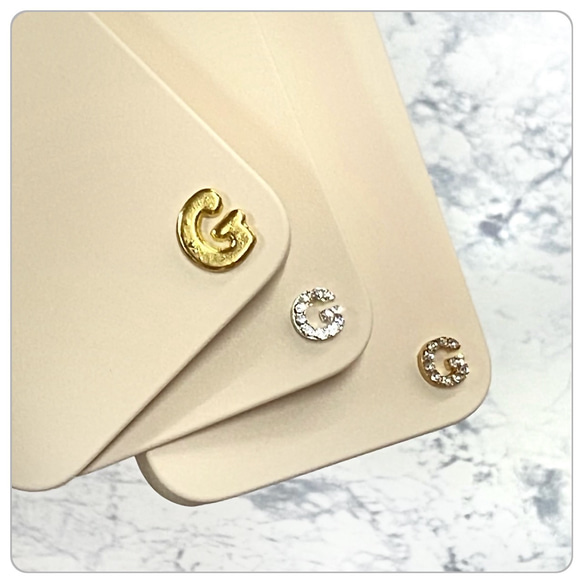 スマホケース iPhoneケース 多機種対応 アンドロイド ハードケース ケース くすみカラー 名入れ イニシャル 4枚目の画像