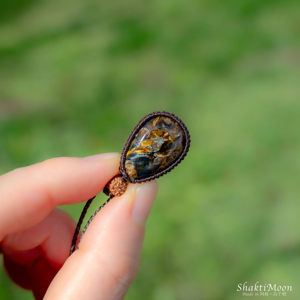 逆風や混乱の中でも自分自身を見失わずに進みたいあなたへ！極上ピーターサイトとルドラクシャのお守りネックレス9 8枚目の画像