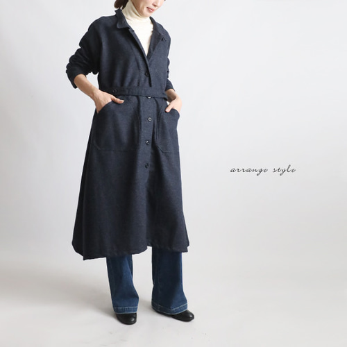 秋の新作 暖か縮絨メルトン ウールmix 角襟 ロングコート 後ろ