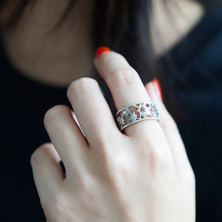 移う紅葉の透かしオープンリング シルバー《送料無料》もみじ 秋 1枚目の画像