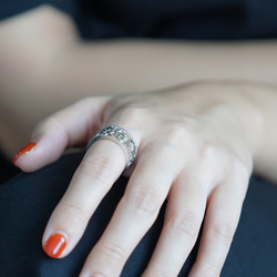 移う紅葉の透かしオープンリング シルバー《送料無料》もみじ 秋 7枚目の画像