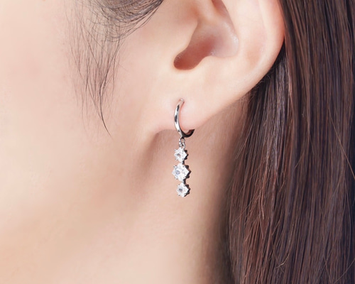☘️No.359 ピアス/イヤリング ジルコニア トリニティ【イヤリング/ピアス】/z-005（星、スター、星座