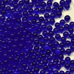 無穴ビーズ 約2mm コバルト ガラス製 大きさにはばらつきがあります 約1.8〜2mm程度 3枚目の画像