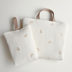 ヌビ　上履き袋　キルト　りぼん刺繍生地　ハート　キルティング　ランチョンマット 90bed513a49239d29e10d76e352395