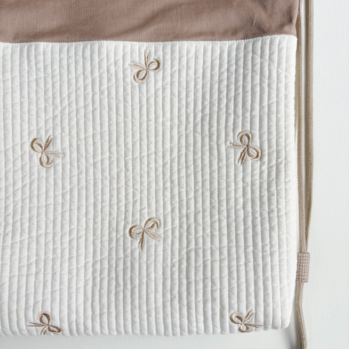 送料無料》 リボン 刺繍 ヌビ キルト キルティング ナップサック お