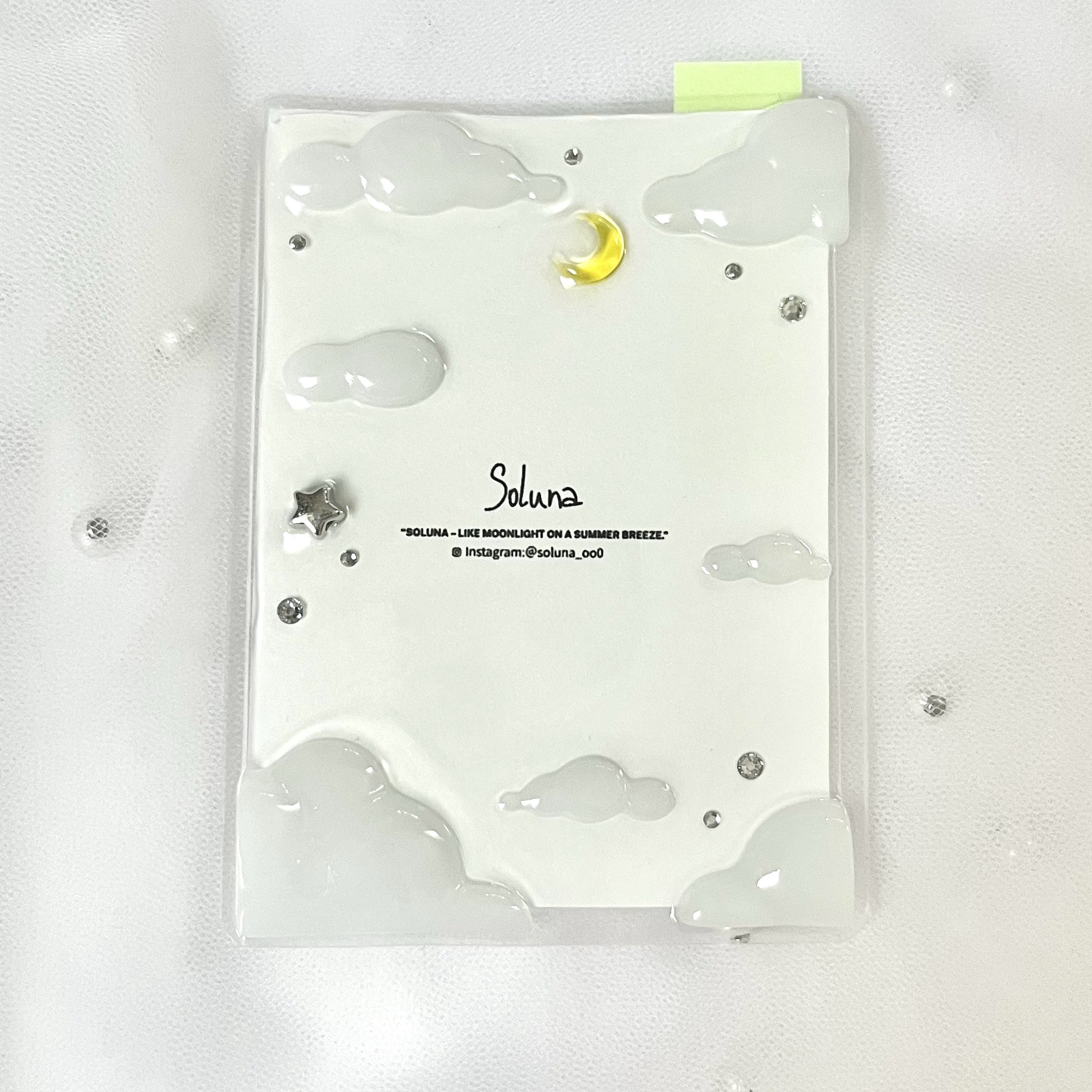 トレカケース 硬化ケース 硬質ケース ハンドメイド レジン 月 雲 デコ