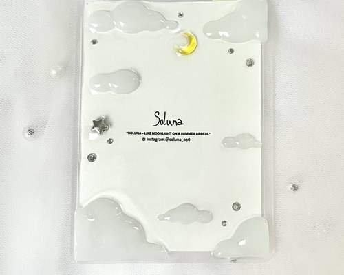 トレカケース 硬化ケース 硬質ケース ハンドメイド レジン 月 雲 デコ