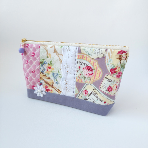 ハンドメイド　気まぐれポーチ　パッチワーク　ピンク　花 ハンドメイド 気まぐれポーチ パッチワーク ピンク 花