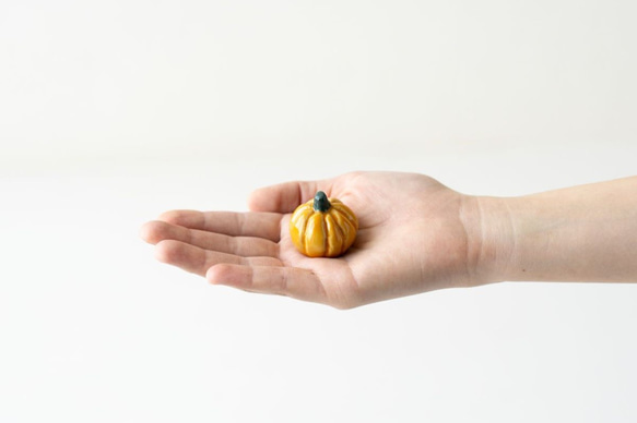 【数量限定】ちいさな陶器のかぼちゃ 3枚目の画像