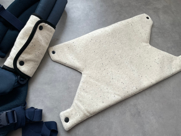 エルゴ対応　パイル生地　つぶつぶ　サッキングパット　肩紐カバー　抱っこ紐カバー　 3枚目の画像