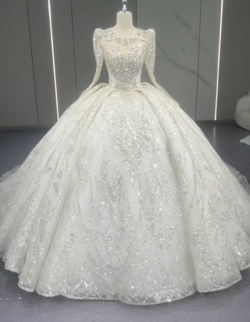 女王派　2026春婚秋婚取り外し可能ショールケープ　優雅　エレガント　細見えシルエット　華やかなトレーン　背中見せ長袖