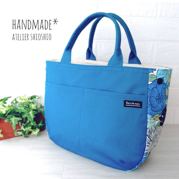 帆布 ころんとバック(2way・2ポケット) ＊Mサイズ＊スチールブルー×大花柄＊ 3枚目の画像