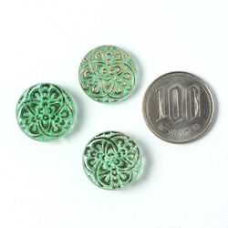 チェコガラス・カボション 1個 1.8cm グリーン 花ぐるま 3枚目の画像