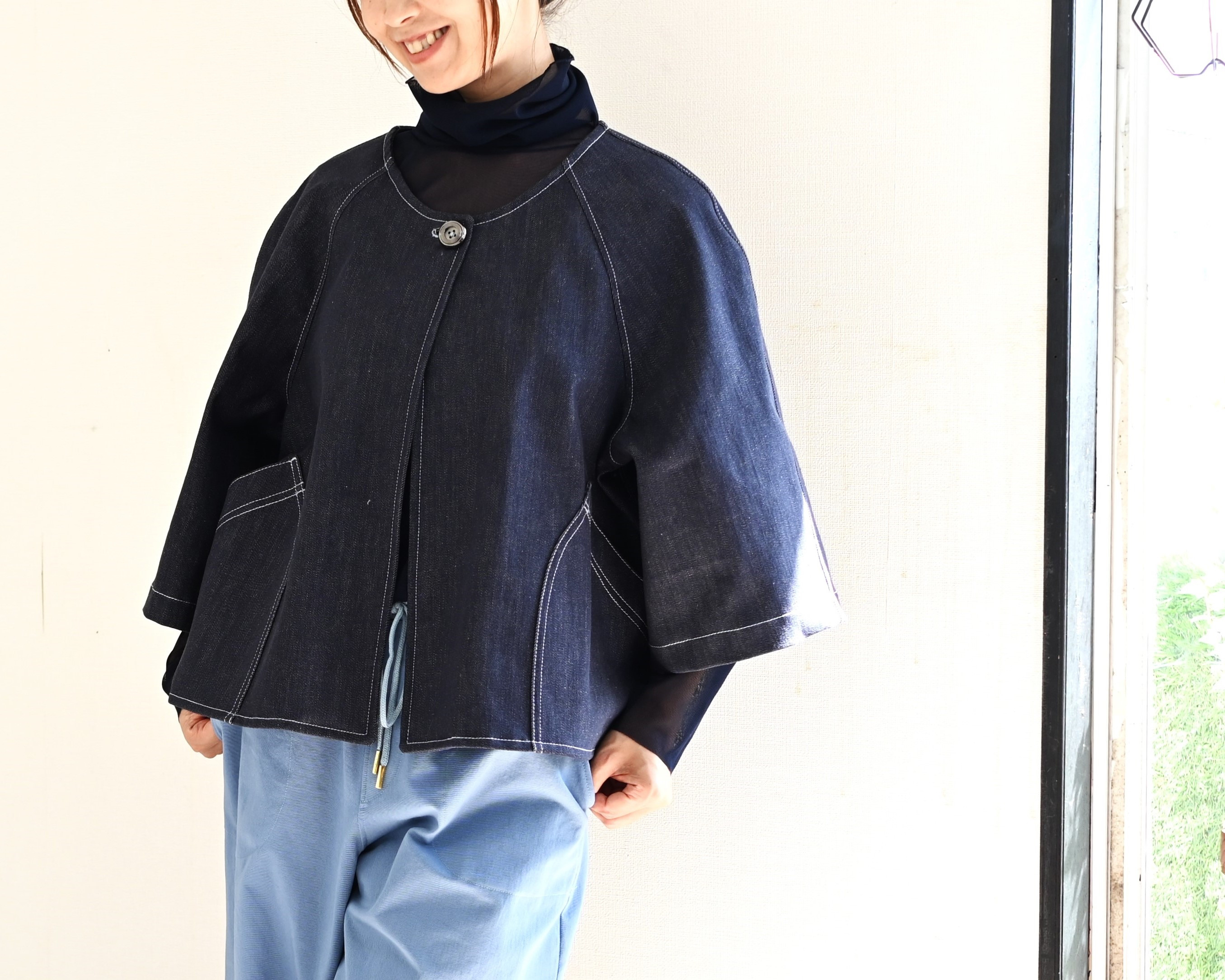 ストレッチデニムショートジャケット