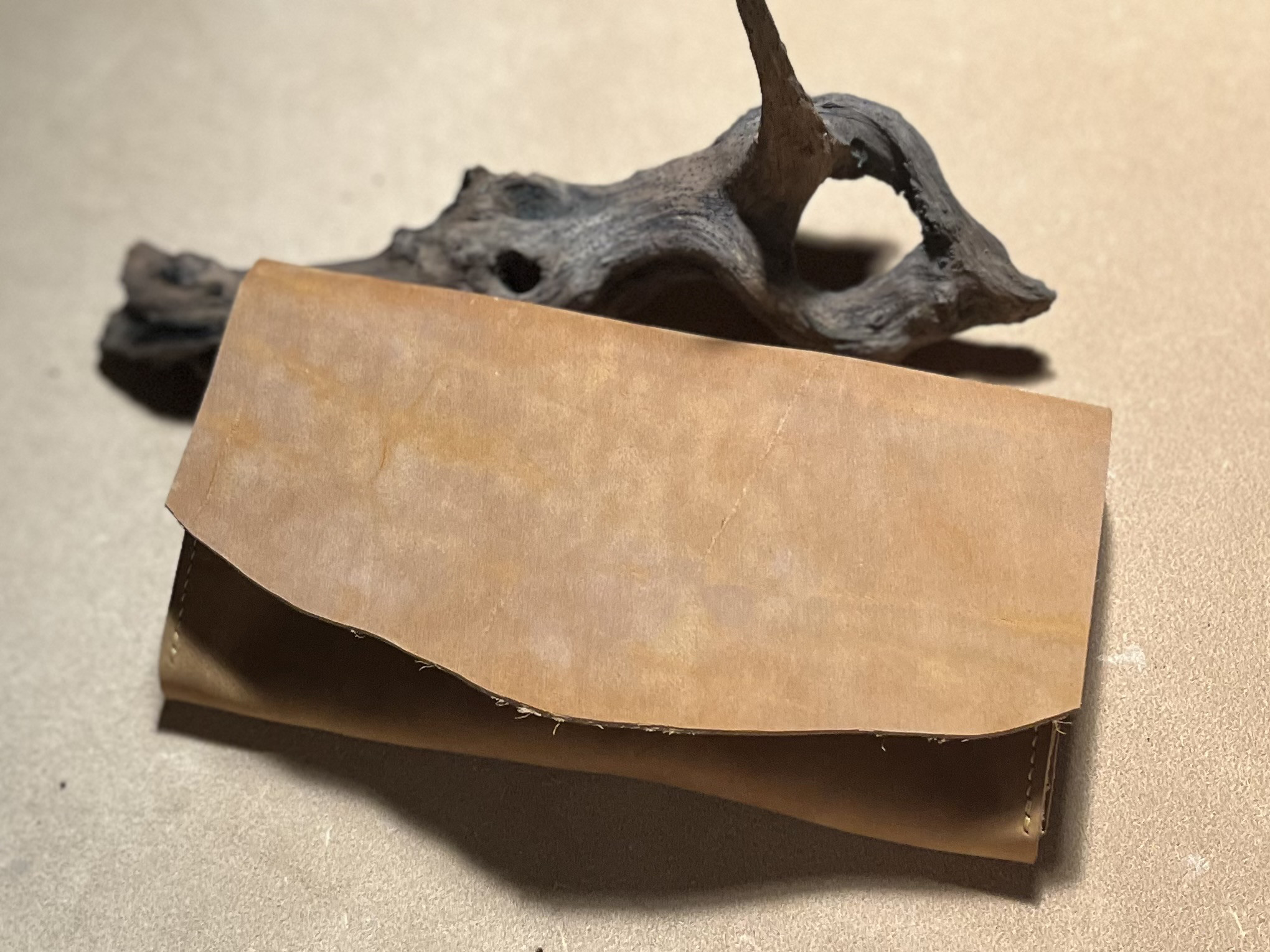 切りっぱなしロングウォレット