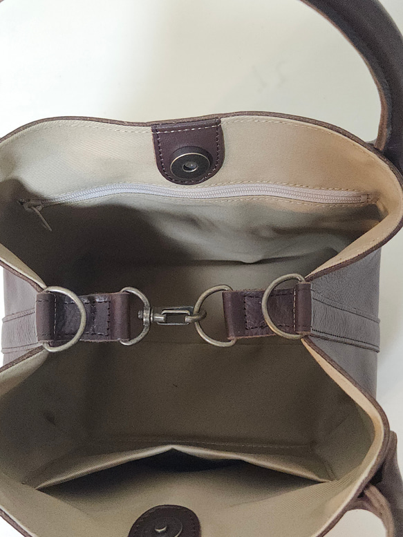 新作日本製　持ち手を丸くし上品にまた可愛く　お出かけに最適なサイズ感の本革 トートバッグ Marle=マール 19枚目の画像