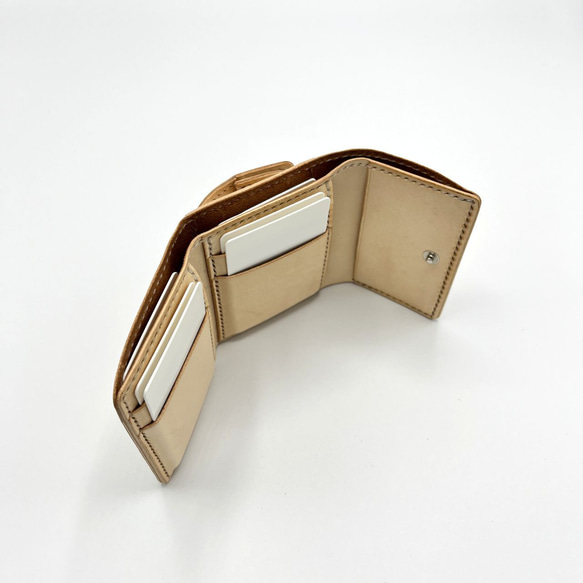 三つ折り財布・ミニ財布　ver.2　 本革・レザー【選べるカラー・名入れ無料】【商品番号：ch116】 1枚目の画像