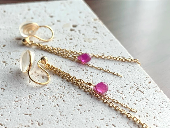 【天然石イヤリング】ルビー＆サージカルステンレス　ハンドメイド 2枚目の画像