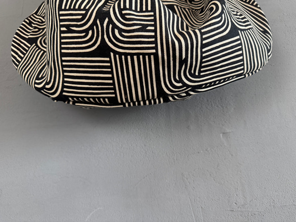 1点のみ★大人レトロな木製四角のウッドリングバック　黒しましま北欧　ミニバック旅行にも 4枚目の画像