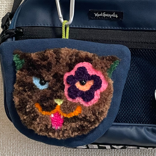 パンチニードル刺繍 さび猫 さびねこ バッグチャーム パスケース