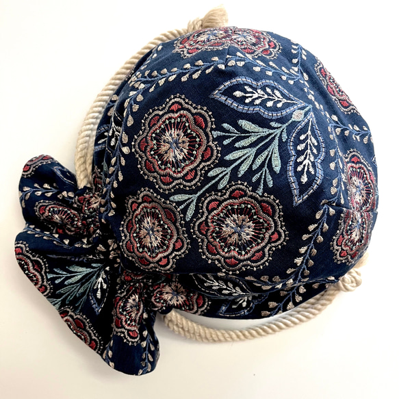 Marcella花刺繍のマニフィーク巾着バッグ iLiv社高級イギリス生地 高品質エンブロイダリー 太番手フレンチリネン 15枚目の画像