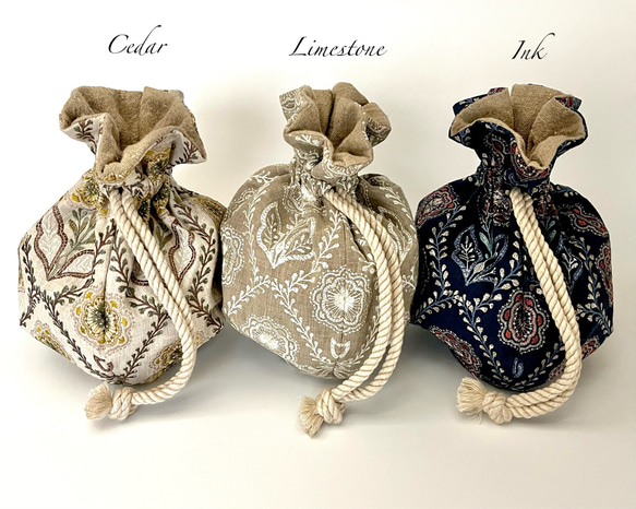 Marcella花刺繍のマニフィーク巾着バッグ iLiv社高級イギリス生地 高品質エンブロイダリー 太番手フレンチリネン 5枚目の画像