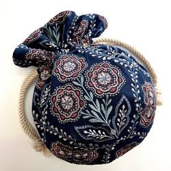 Marcella花刺繍のマニフィーク巾着バッグ iLiv社高級イギリス生地 高品質エンブロイダリー 太番手フレンチリネン 13枚目の画像