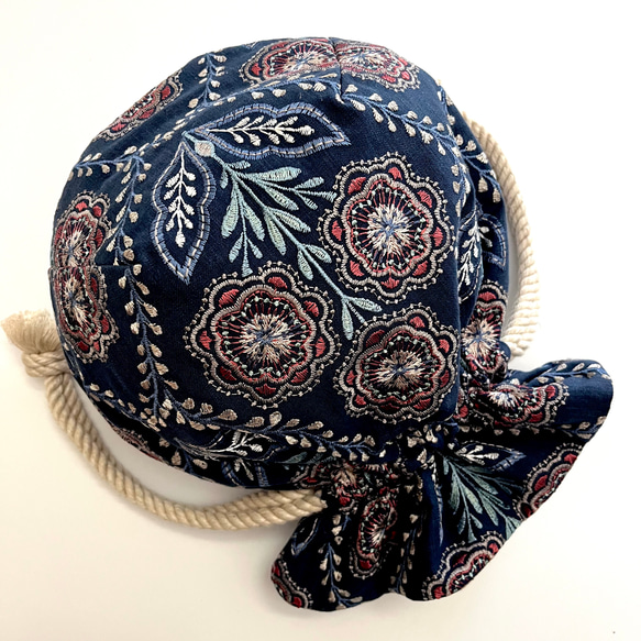 Marcella花刺繍のマニフィーク巾着バッグ iLiv社高級イギリス生地 高品質エンブロイダリー 太番手フレンチリネン 14枚目の画像