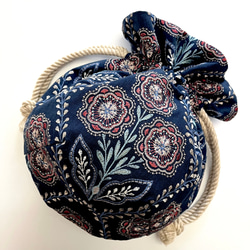 Marcella花刺繍のマニフィーク巾着バッグ iLiv社高級イギリス生地 高品質エンブロイダリー 太番手フレンチリネン 12枚目の画像