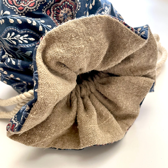 Marcella花刺繍のマニフィーク巾着バッグ iLiv社高級イギリス生地 高品質エンブロイダリー 太番手フレンチリネン 17枚目の画像