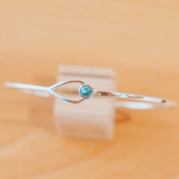 ブルージルコンの華奢なバングル・ブレスレットにも。【メイキング silver925】