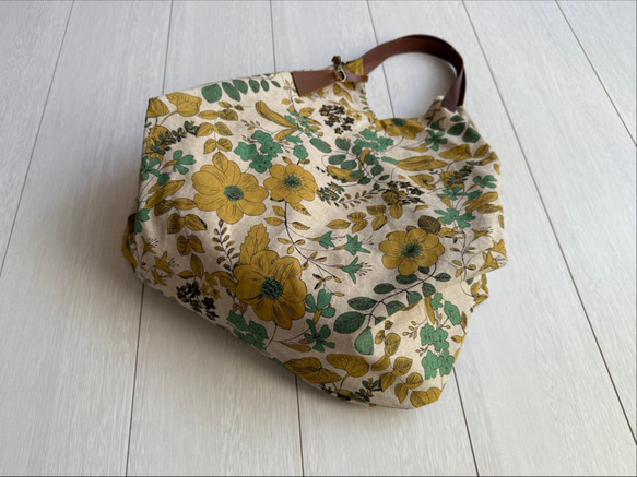 新作★秋マスタード花★トライアングルバック　綿麻　北欧エレガント 4枚目の画像