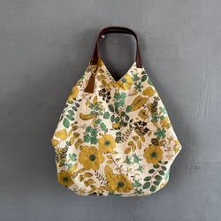 新作★秋マスタード花★トライアングルバック　綿麻　北欧エレガント 2枚目の画像