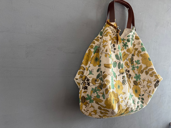 新作★秋マスタード花★トライアングルバック　綿麻　北欧エレガント 5枚目の画像