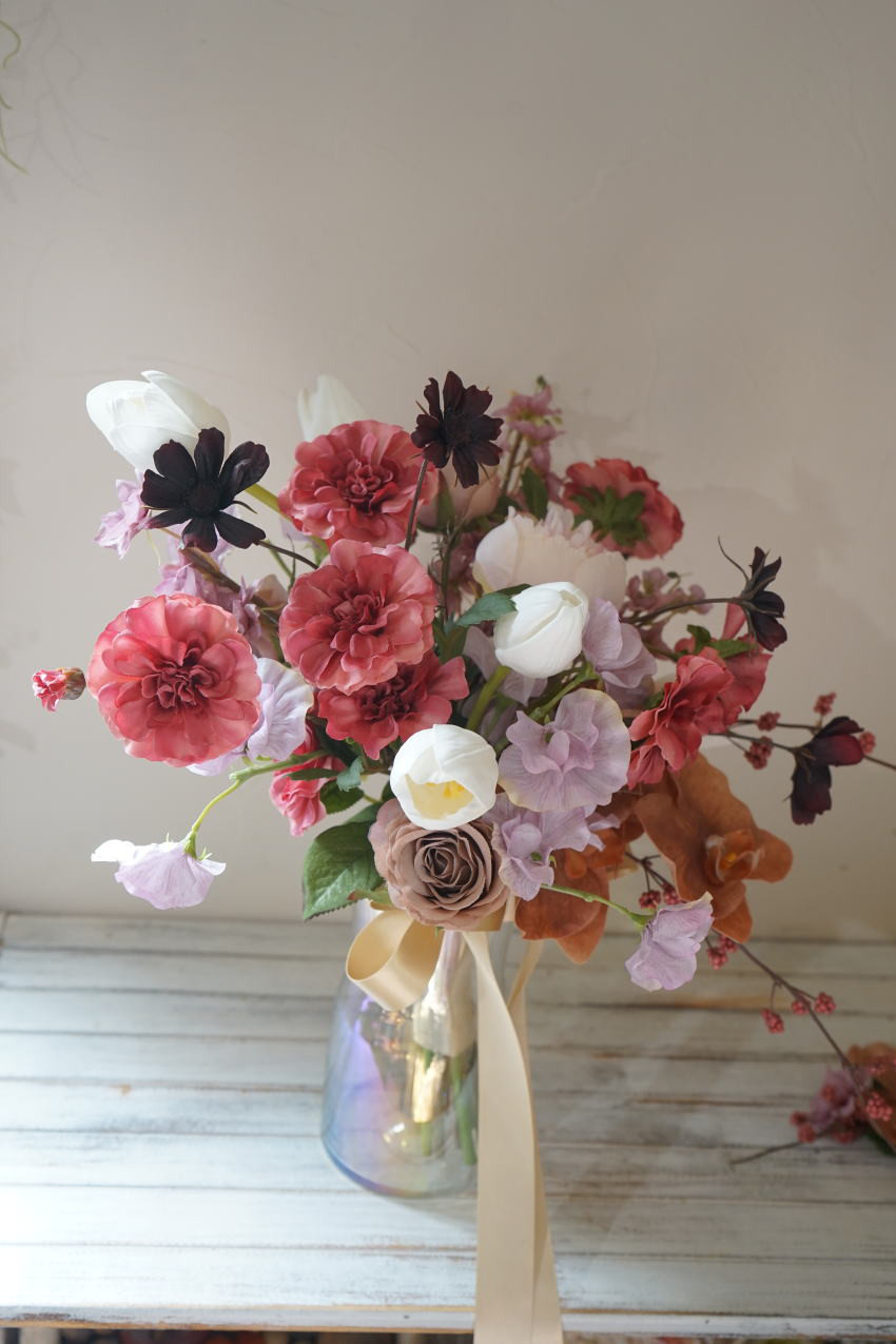 胡蝶蘭　チューリップ　ウェディングブーケ＆ブートニア【造花】アーティフィシャルフラワーブーケ　クラッチブーケ
