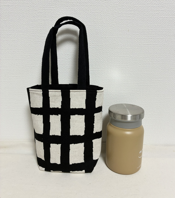 大人気❤️ペイントチェックのドリンクホルダー❤️ボトルカバーバッグ❤︎タンブラーホルダー 3枚目の画像