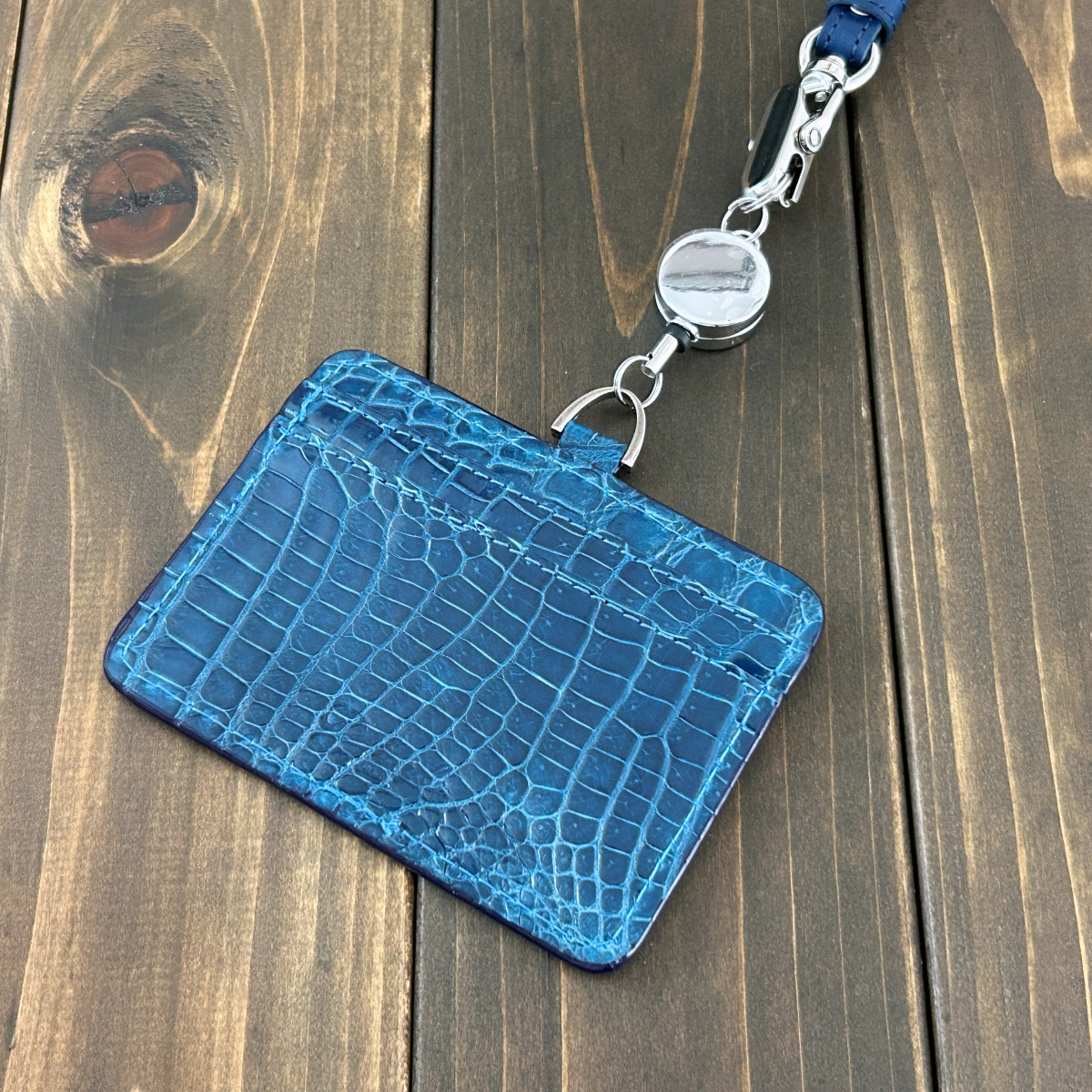 クロコダイル IDホルダー ピーコックブルー