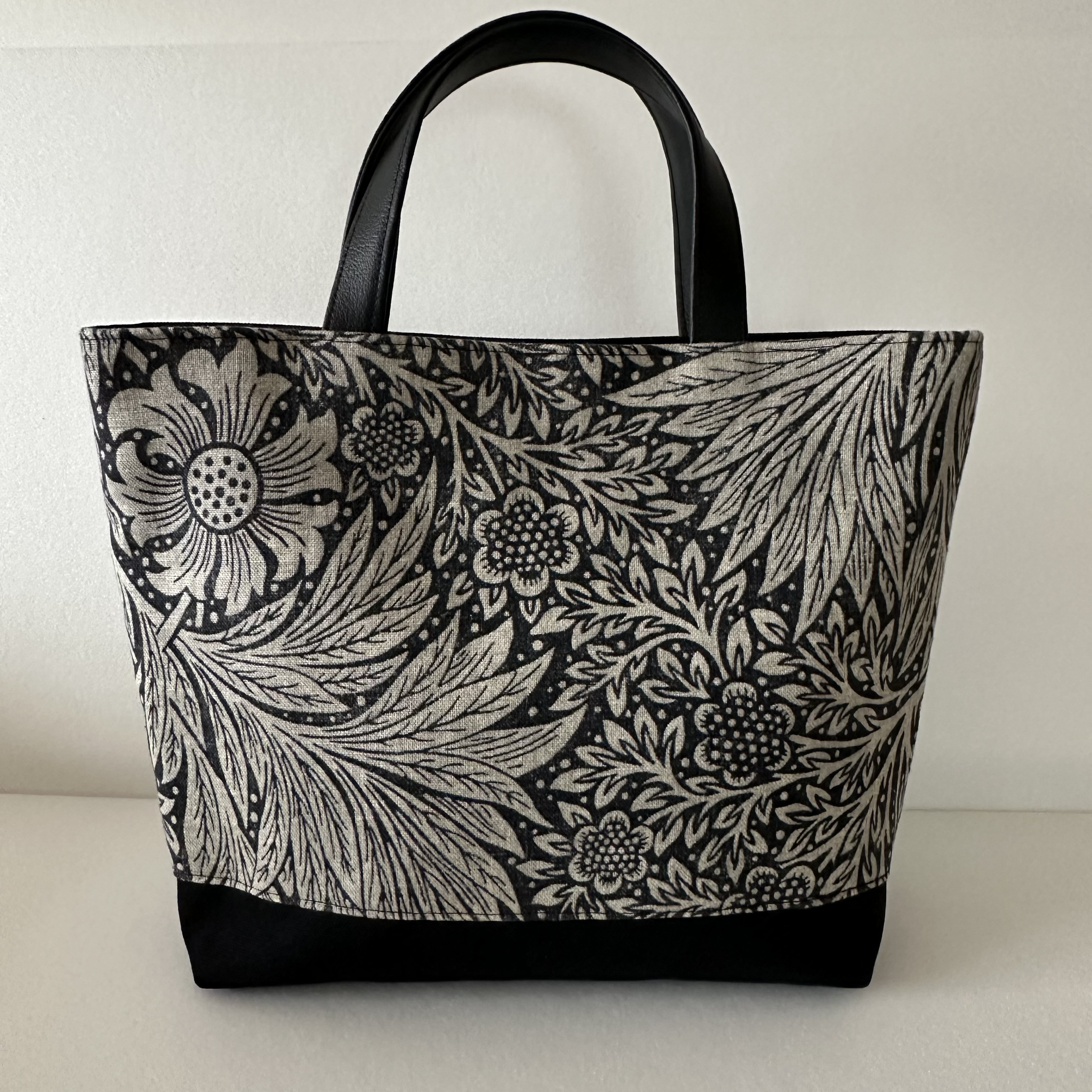 イギリス／リネン    ウィリアムモリス  Marigold  トートバッグ