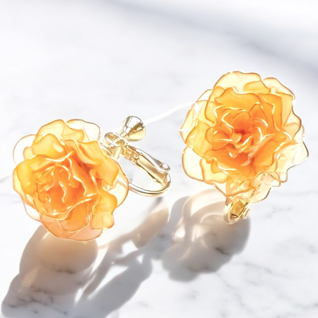 マリーゴールドのディップジュエリーイヤリング ピアス やさしく光をまとうオレンジの花 〜 秋華 〜 秋限定2026