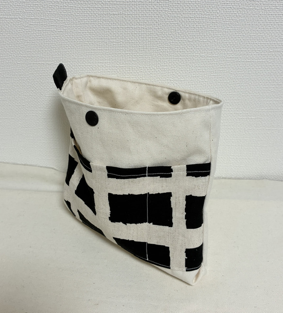 人気ペイントチェック❤️小さめバッグにピッタリ❤️キャンバス生地のバッグインバッグ❤︎ポーチ 3枚目の画像